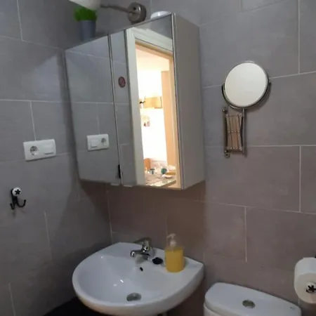 Centrico Y Acogedor Estudio * Malaga